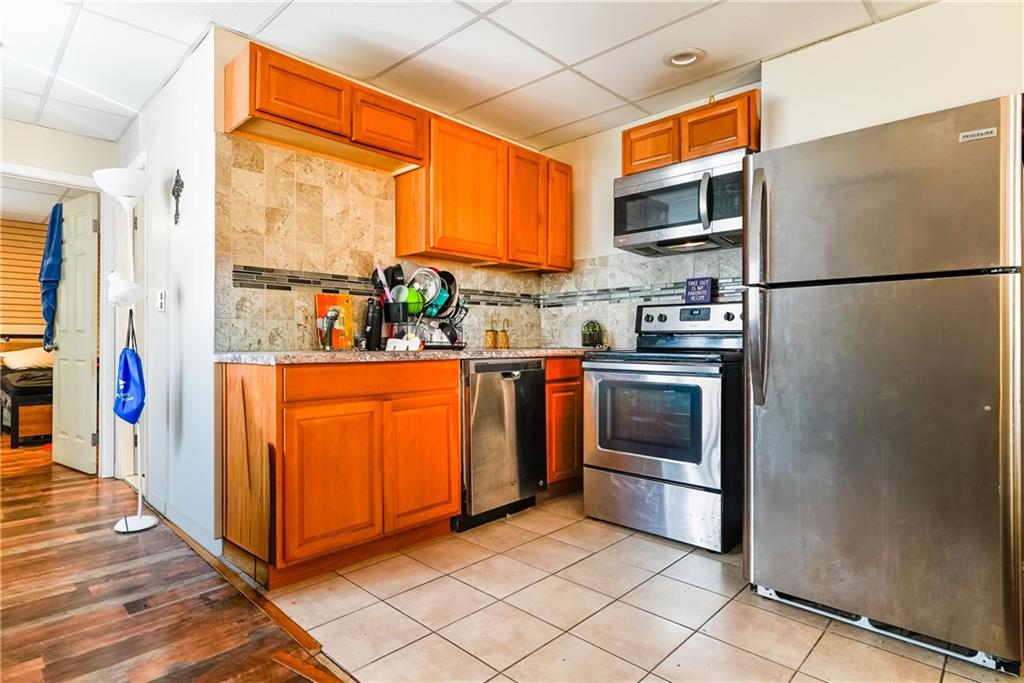 1340 Cranston Street Property Photo 24