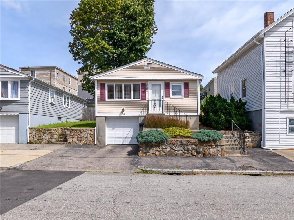 39 Gray Street Property Photo 2