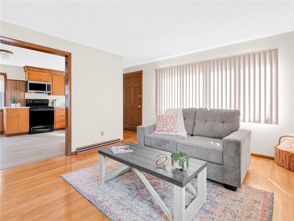 39 Gray Street Property Photo 4