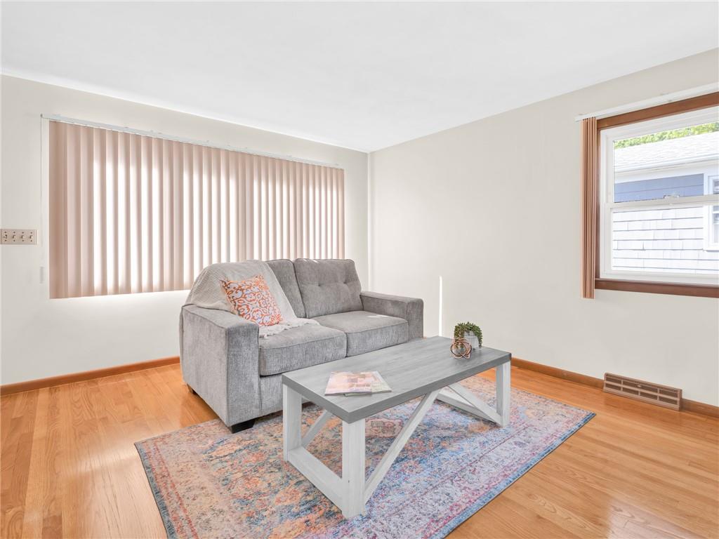 39 Gray Street Property Photo 5
