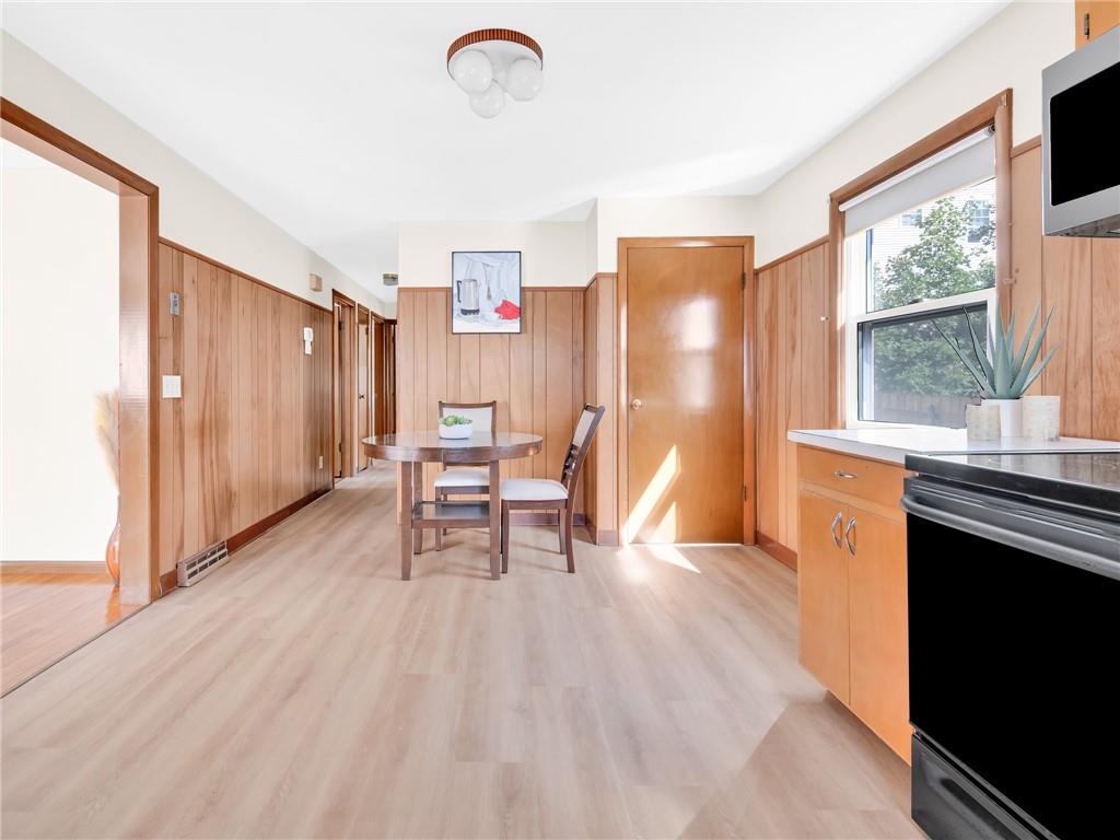 39 Gray Street Property Photo 11