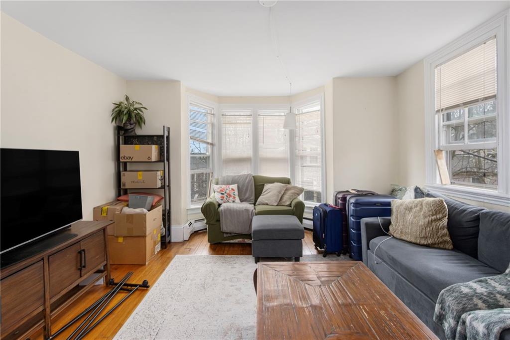 86 Transit Street Property Photo 4