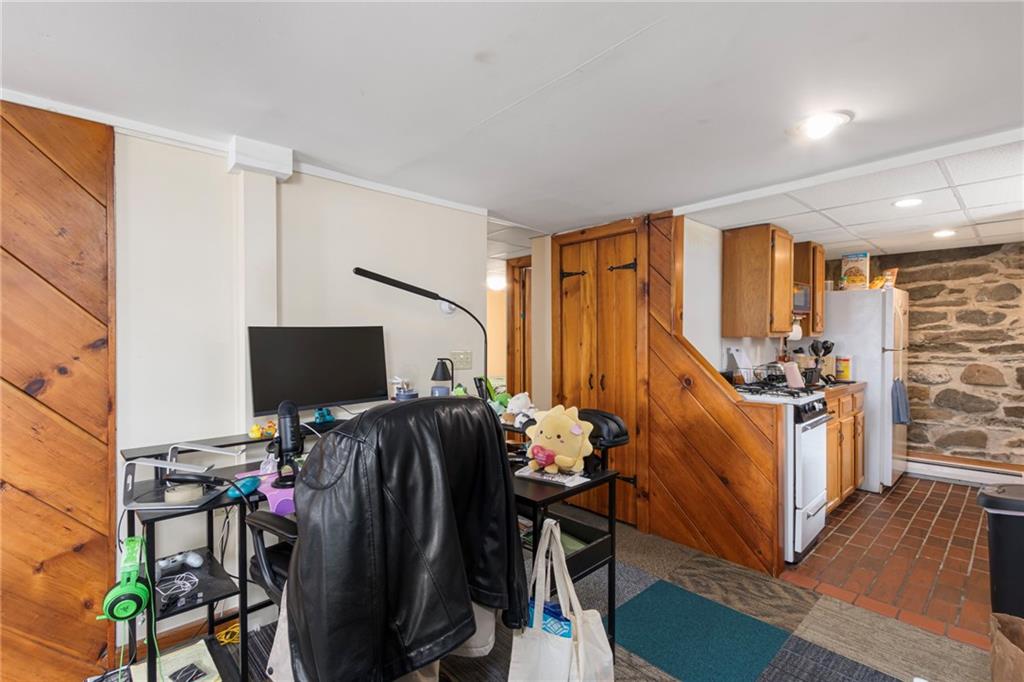 86 Transit Street Property Photo 32