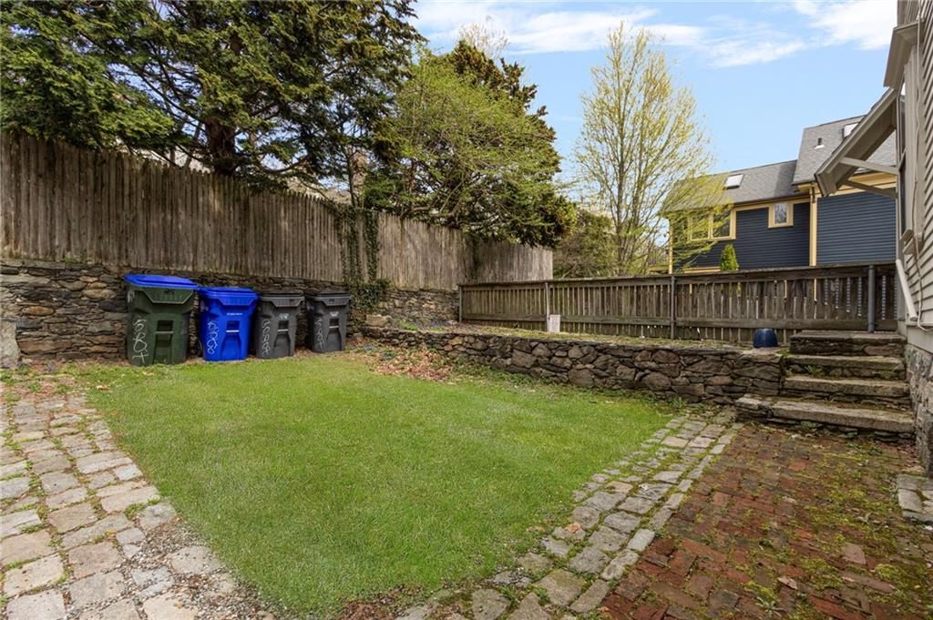 86 Transit Street Property Photo 38