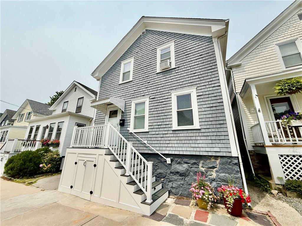 18 Carey Street Property Photo 1