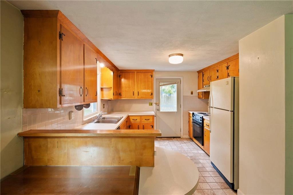 63 Bourbon Street Property Photo 14