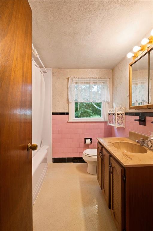 63 Bourbon Street Property Photo 16