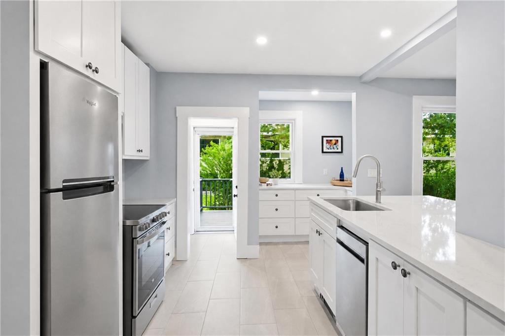 21 Princeton Street Property Photo 16