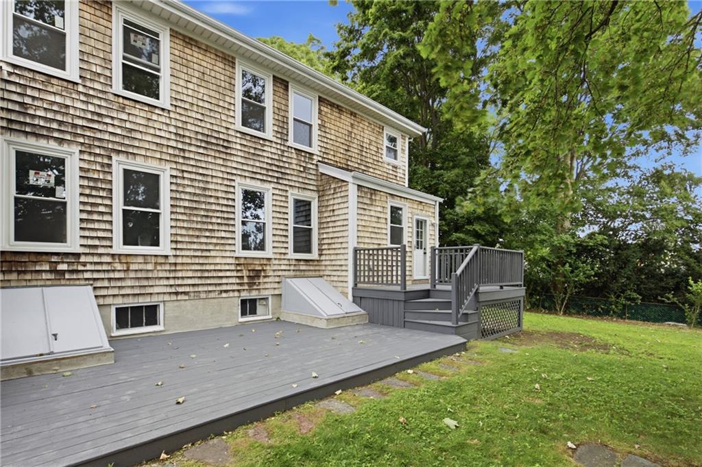 21 Princeton Street Property Photo 28