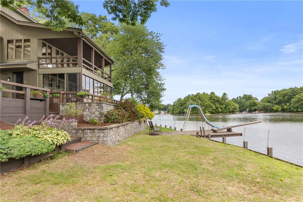 290 Oakridge Avenue Property Photo 40