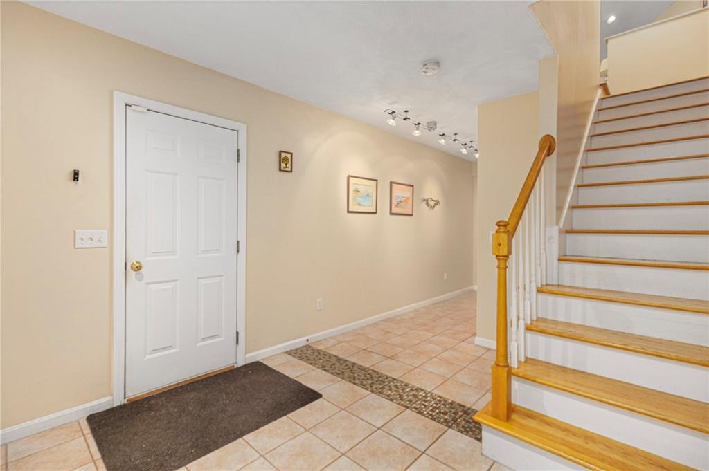 50 Abbott Run Valley Road Unit 1929 Property Photo 4