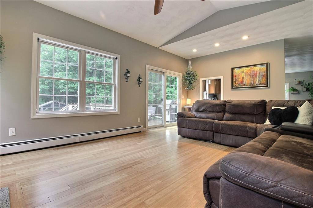 5 Christopher Road Property Photo 24