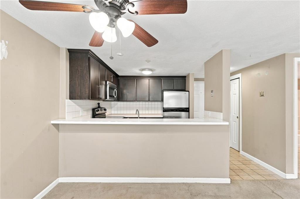 200 Woodlawn Avenue Unit 111 Property Photo 9