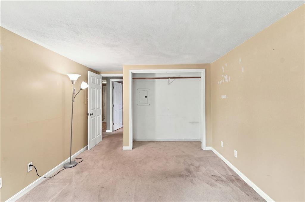 200 Woodlawn Avenue Unit 111 Property Photo 13