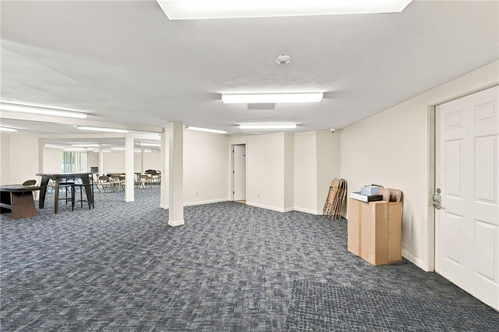 200 Woodlawn Avenue Unit 111 Property Photo 24