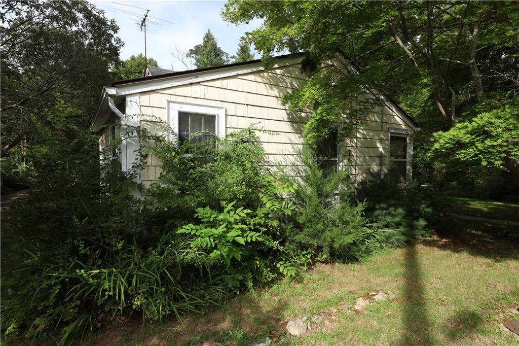 77 Winter Street Property Photo 4