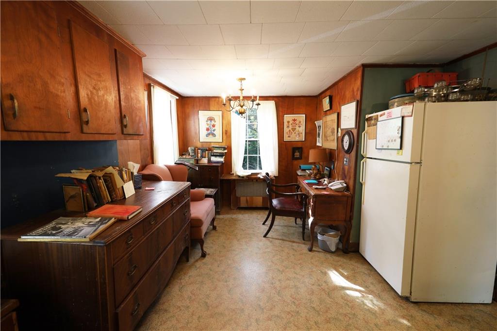 77 Winter Street Property Photo 8