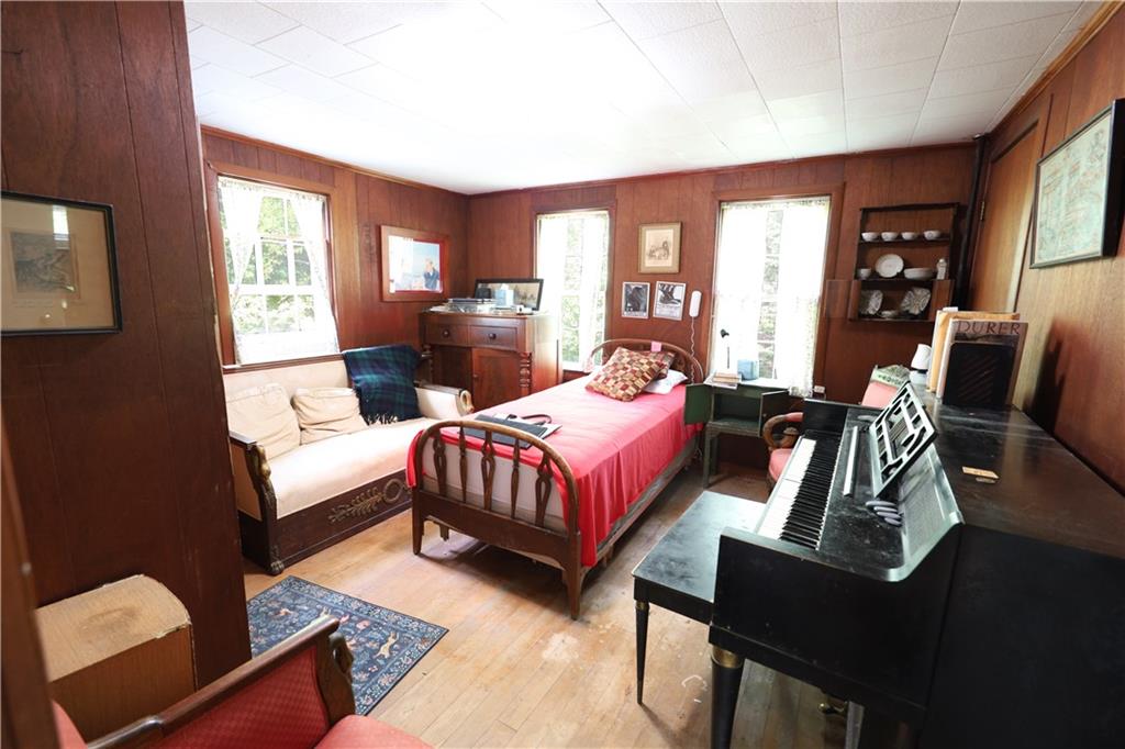 77 Winter Street Property Photo 11