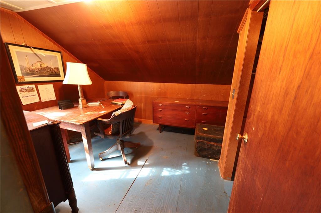 77 Winter Street Property Photo 17