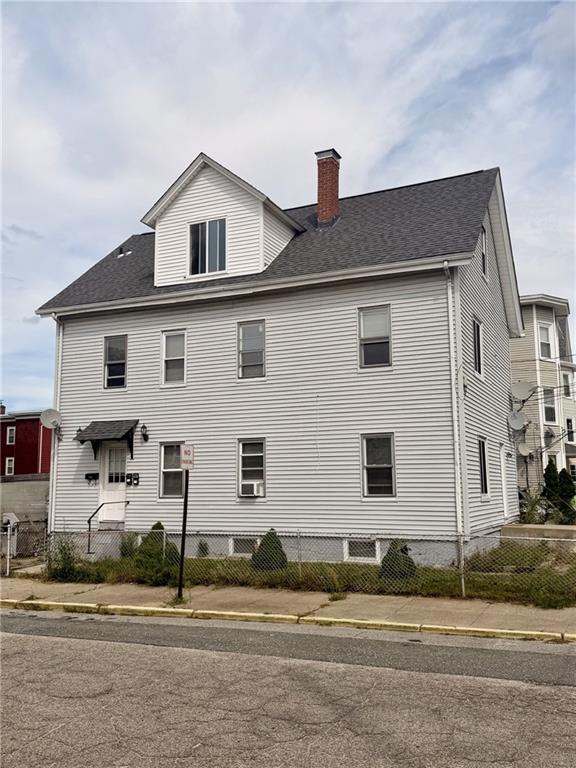 77 Henry Street Property Photo 3