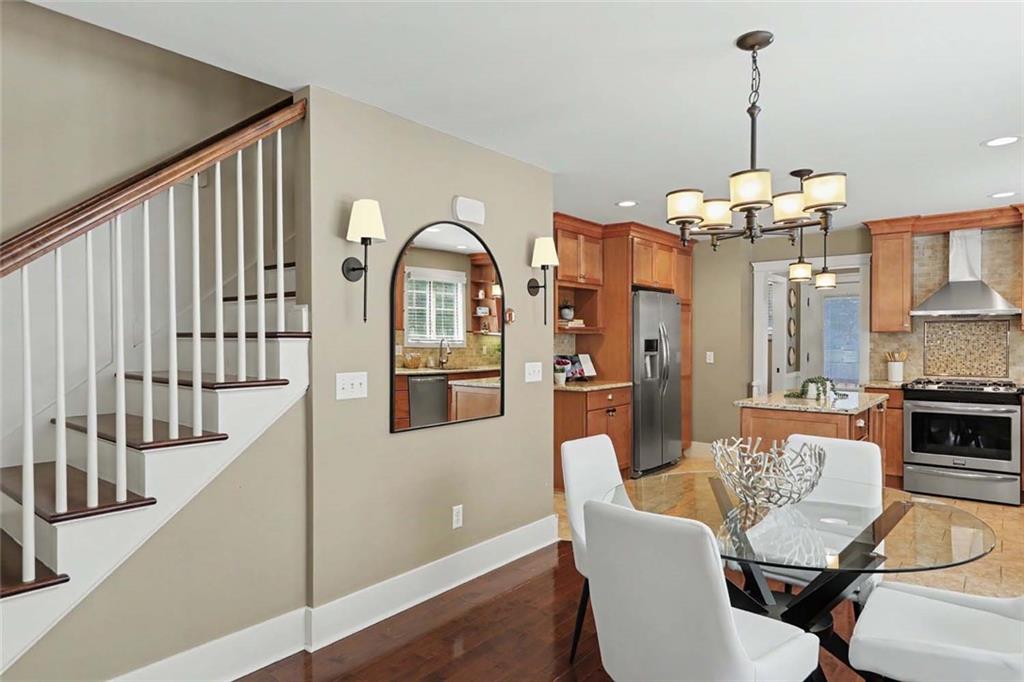 44 Taft Avenue Property Photo 8