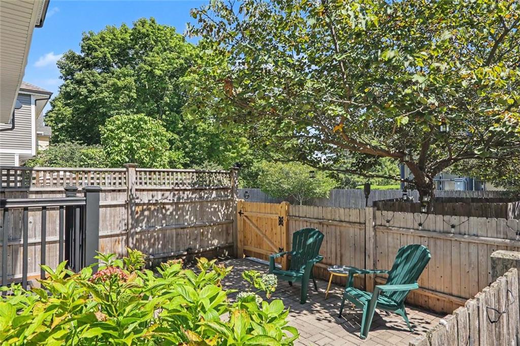 44 Taft Avenue Property Photo 44