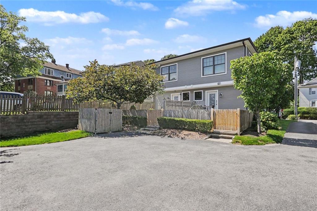 44 Taft Avenue Property Photo 48