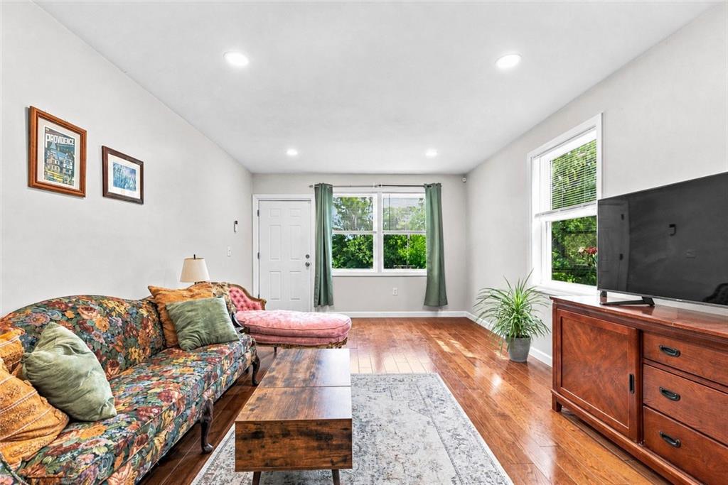 4 Cutler Street Property Photo 27