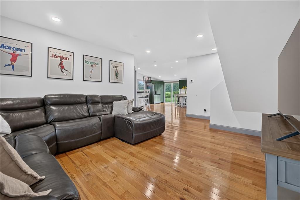 1747 Mooresfield Road Property Photo 35