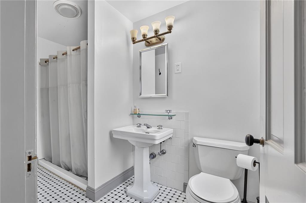 1747 Mooresfield Road Property Photo 48