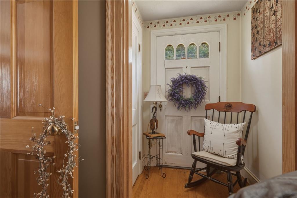 880 Victory Highway Property Photo 7