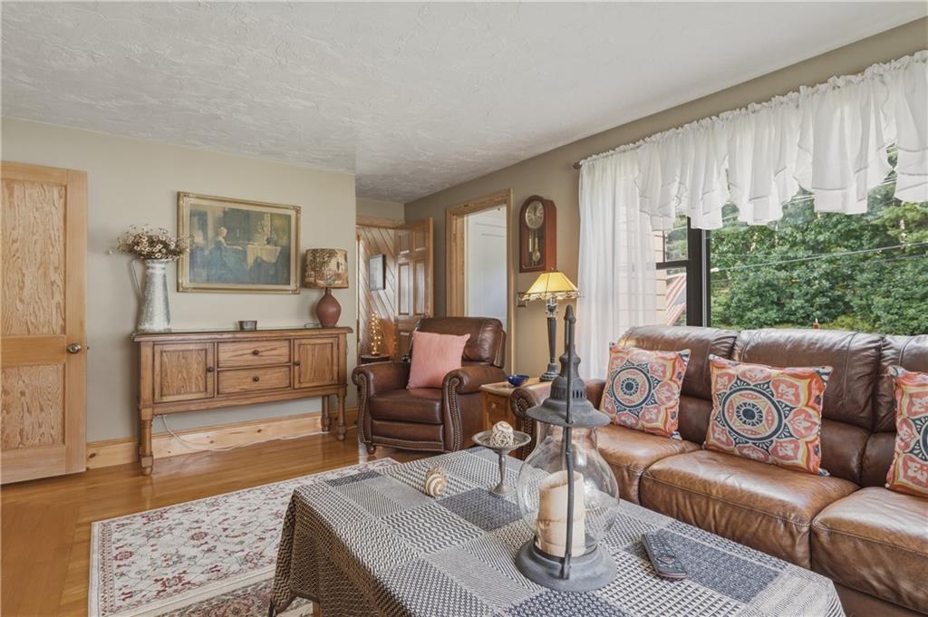 880 Victory Highway Property Photo 19