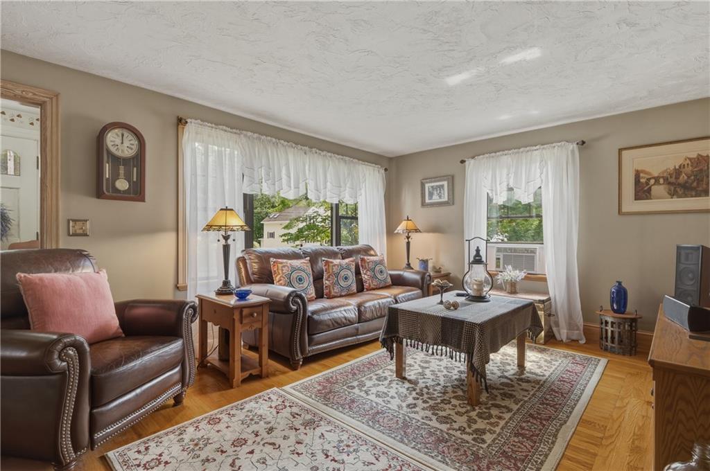 880 Victory Highway Property Photo 23
