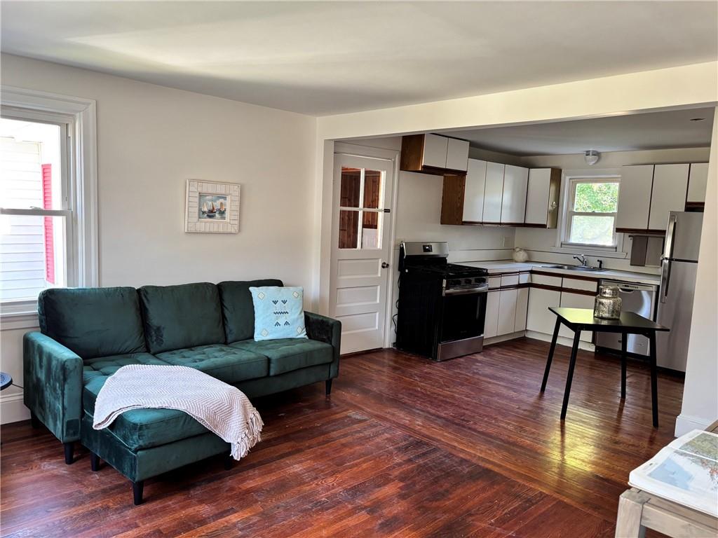 56 Chesterfield Avenue Property Photo 3