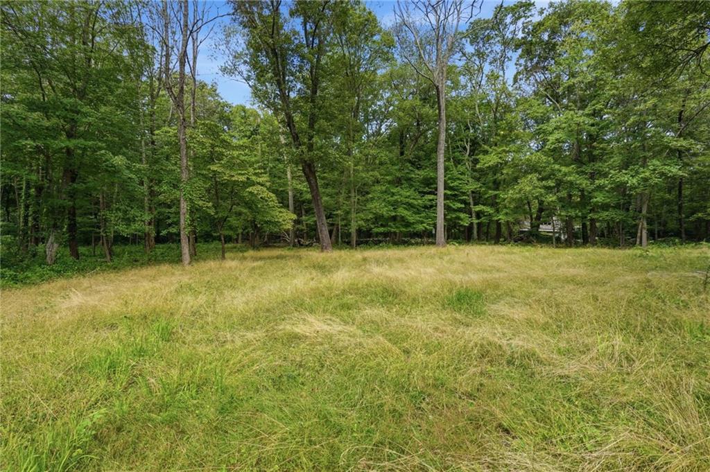 1639 South County Trail Property Photo 8