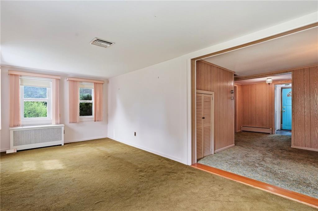 1639 South County Trail Property Photo 33