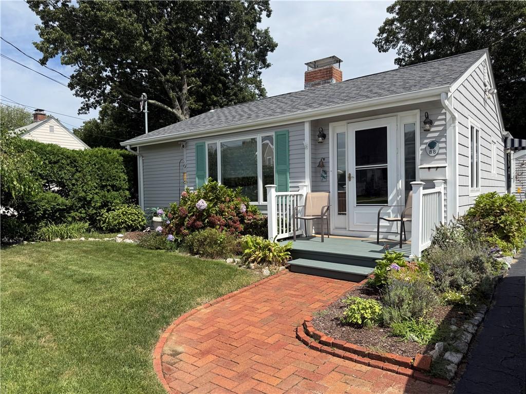 88 TERRACE Ave Avenue E Property Photo 1