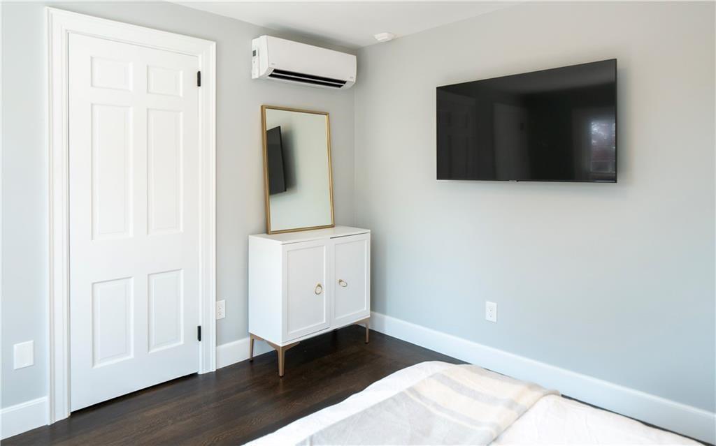 118 Ruggles Avenue Unit 101 Property Photo 31