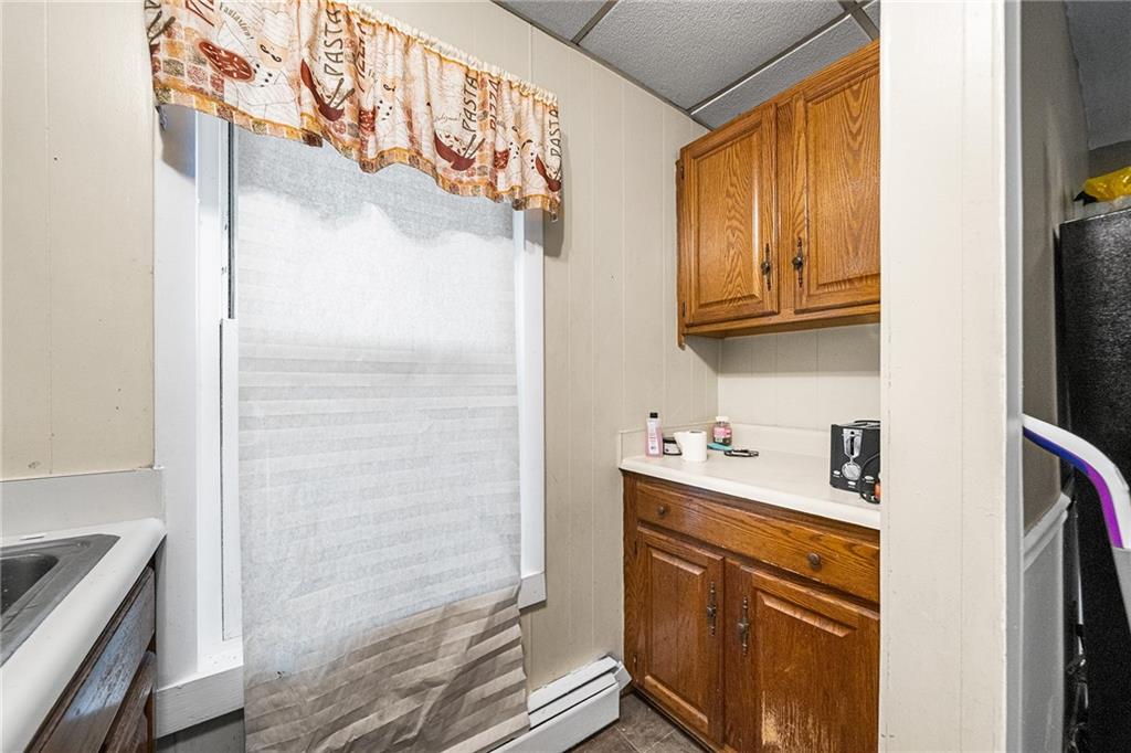8 Thomas Avenue Property Photo 12