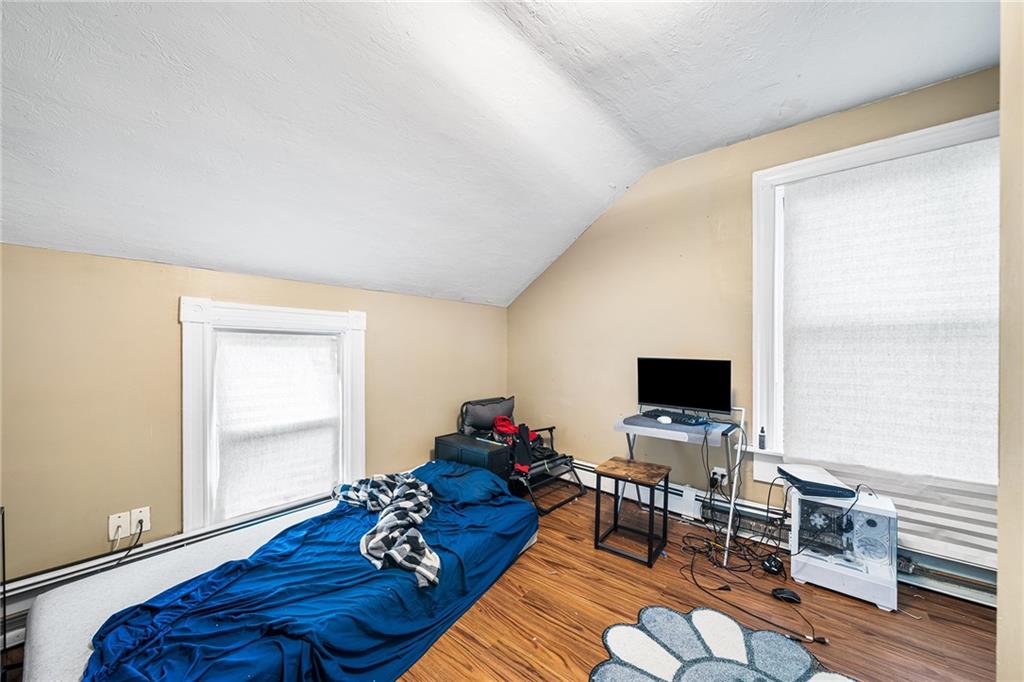 8 Thomas Avenue Property Photo 14