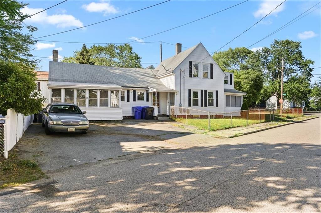 6 Shore Road Property Photo 3
