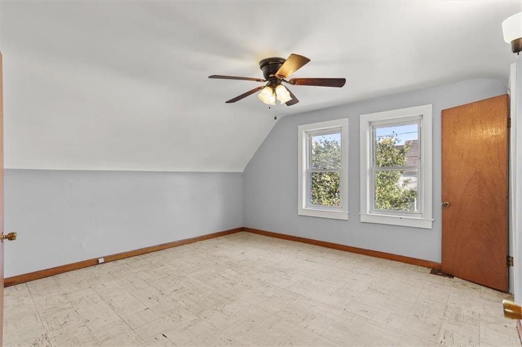 6 Shore Road Property Photo 21