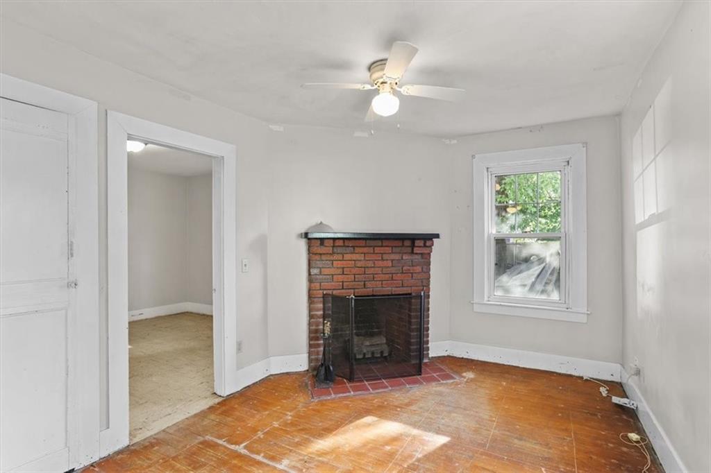 6 Shore Road Property Photo 38