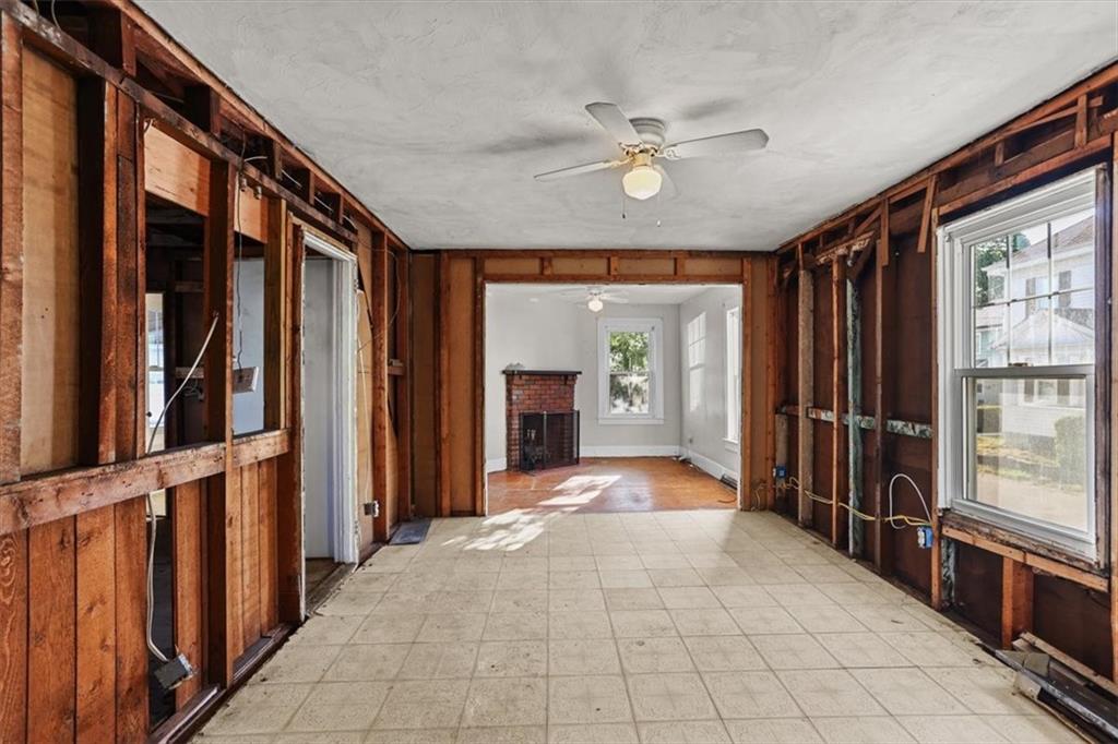 6 Shore Road Property Photo 41