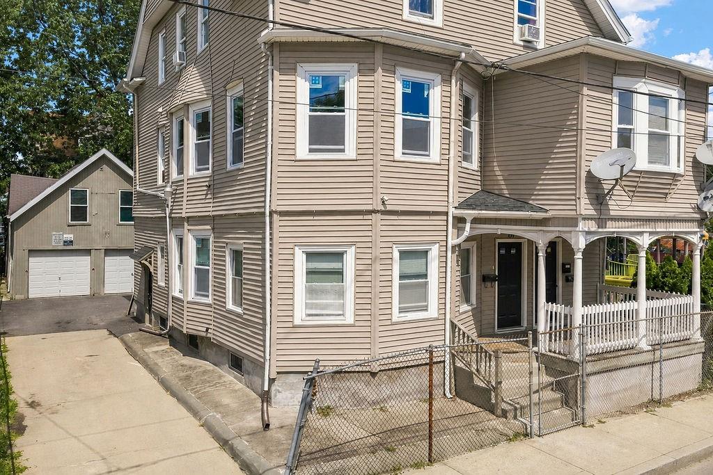 61 Glenham Street Property Photo 5