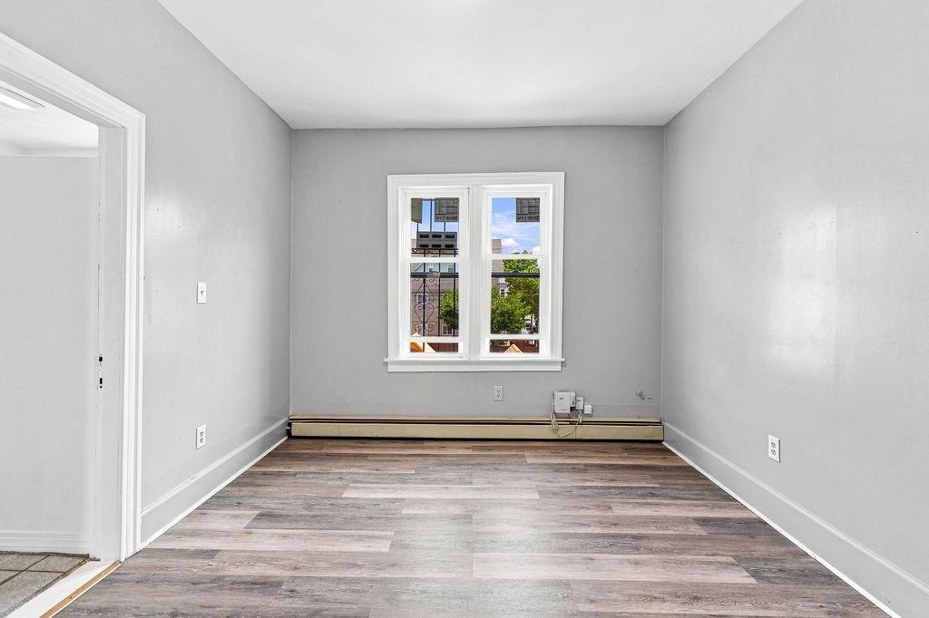 61 Glenham Street Property Photo 36