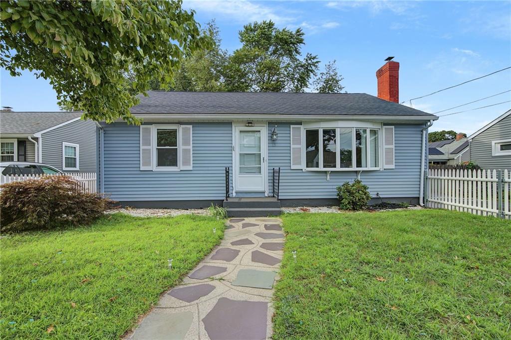 15 Don Court Property Photo 1
