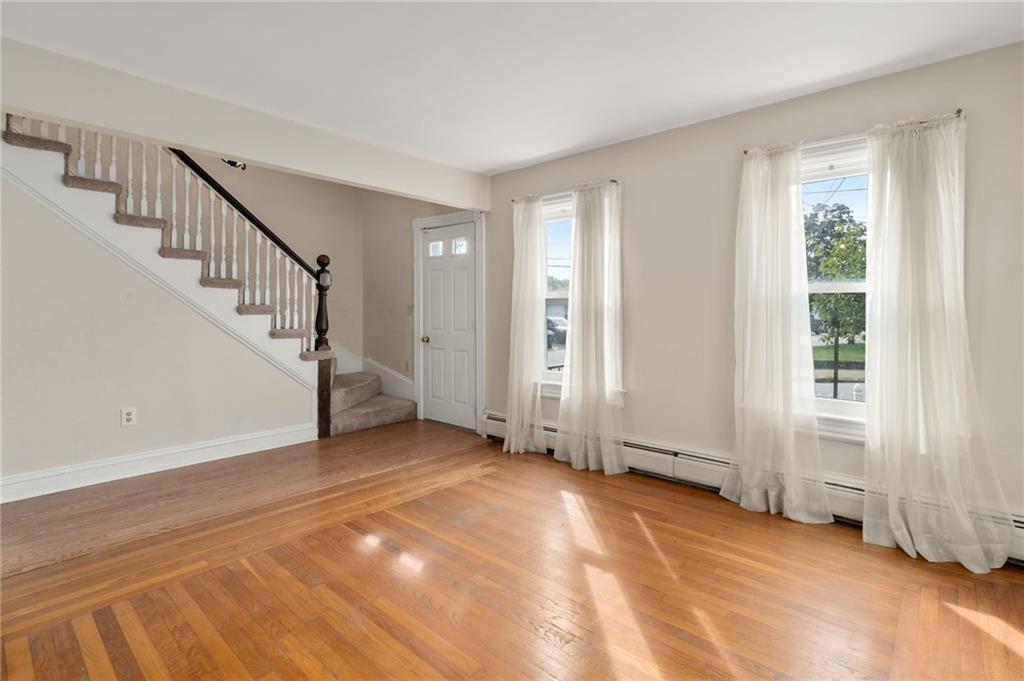 180 Beechwood Avenue Unit 3 Property Photo 2