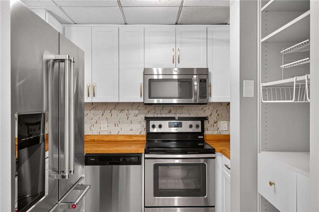 300 Front Street Unit 101 Property Photo 6