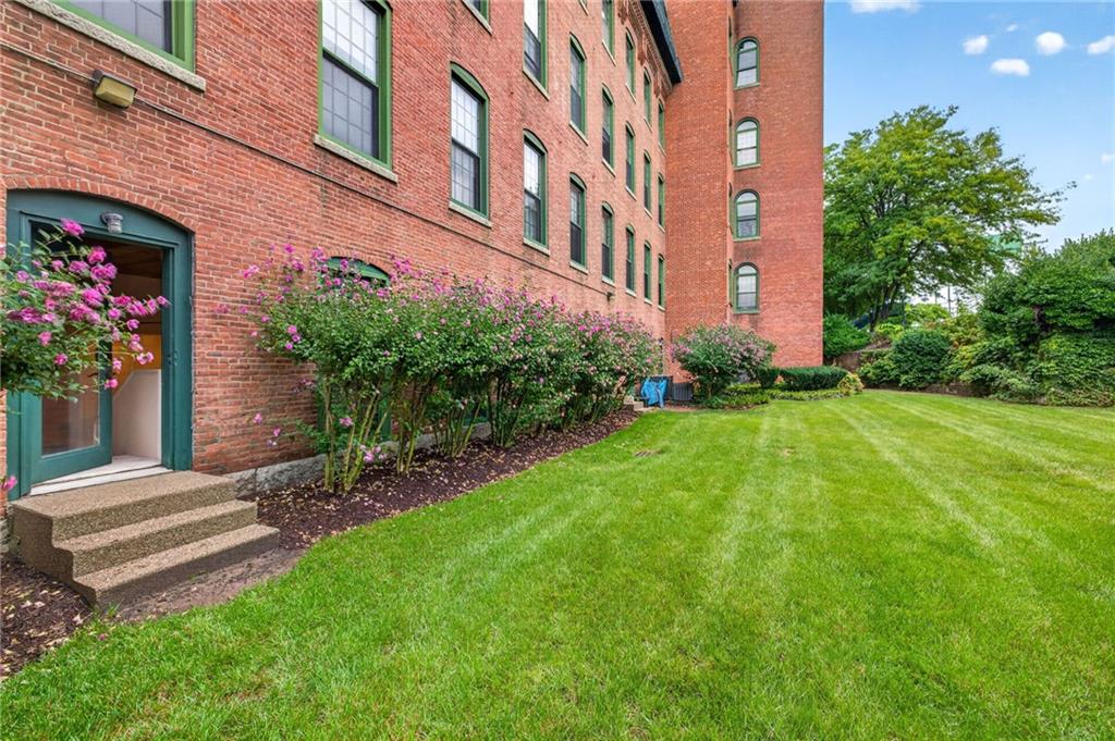300 Front Street Unit 101 Property Photo 22